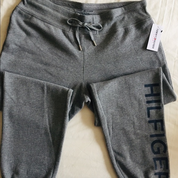 Tommy Hilfiger Logo Women’s Jogger Sweatpants